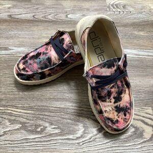 Hey Dude Woman’s Wendy Tie Dye Navy and Pink 7